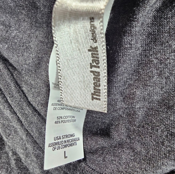 Rock and Roll music Makes me Feel Invincible tank top size Large - Picture 3 of 5